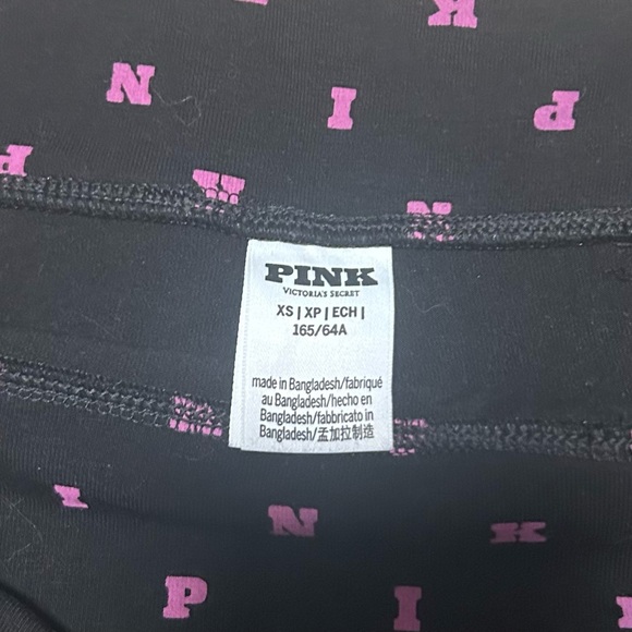 Pink fold over shorts - Picture 3 of 3